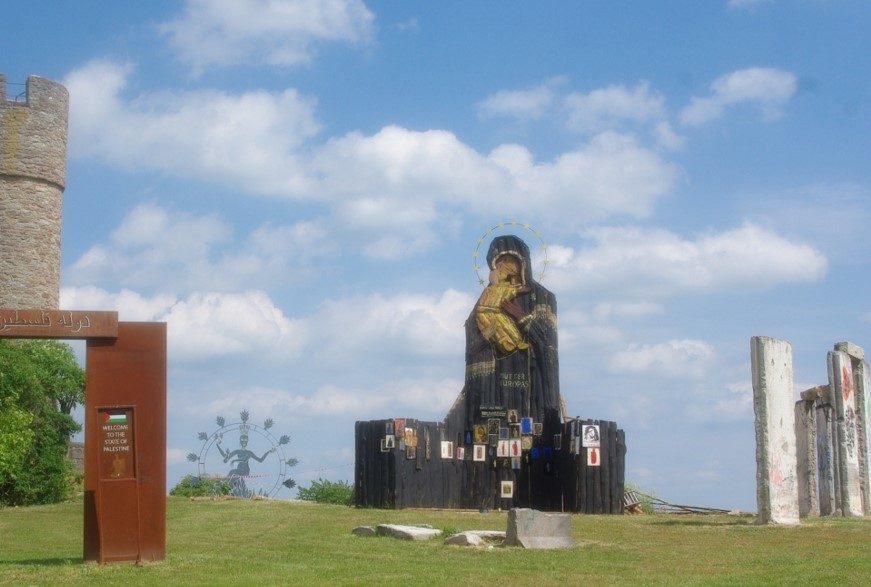 Schutzmantel-Doppelmadonna-Kapelle1